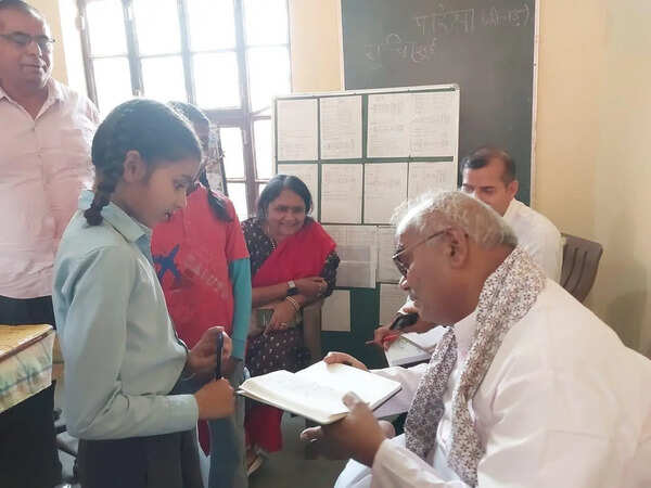 Dilawar flags poor enrolment, lapses in Sriganganagar govt schools