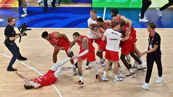 Germany score massive upset over U.S. in FIBA Basketball World Cup semis