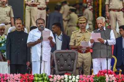 Karnataka government formation: JD (S)’s HD Kumaraswamy sworn in as Chief Minister; Congress’s G Parameshwara appointed deputy CM