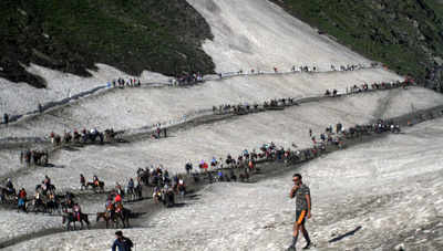 Amarnath Yatra attack: Undeterred, another batch of pilgrims sets off