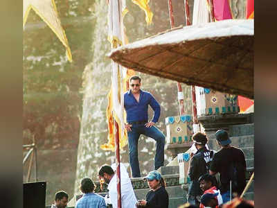 Salman Khan's jig is up...online