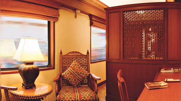 Top Luxury Train In India! Jaw Dropping Pics of Maharajas' Express ...