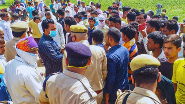 'Hospital rivalry': UP doctor shot dead inside his chamber; ex-partner among 3 arrested