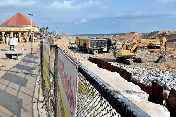 Shanghumugham access curtailed amid coastal works