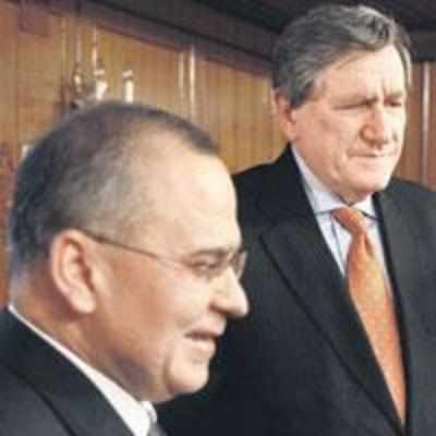 We won't mediate on J&K: US tells Pak