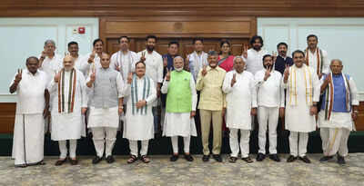 how to make presentation in computer Lok Sabha Election Results 2024 Live Updates: Naidu, Nitish, other NDA leaders hold meet at PM Modi's residence to discuss new govt formation