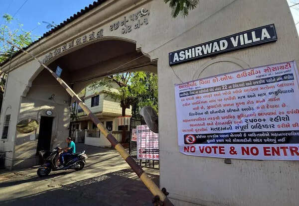 Poll boycott call in Surat societies over long-pending civic issues