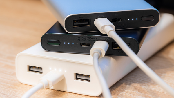 Best-Selling Power Banks for Smartphones: Reliable & Fast Charging