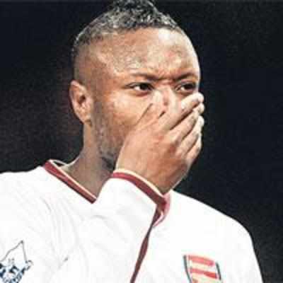 Mates ask Gallas to behave like a captain!