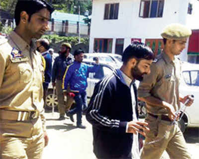 4 get death penalty for raping, killing 13-yr-old Kashmir girl