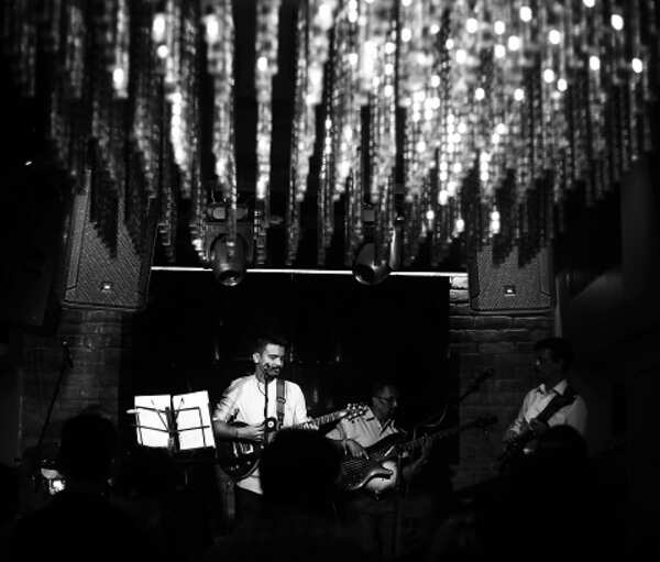 The Mel Samuel Blues Band perform in the city
