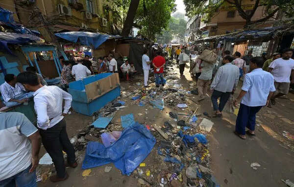 Encroachments, illegal parking cleared from Canning Street