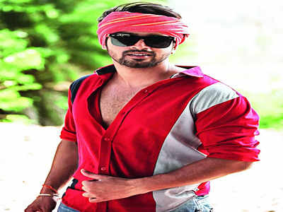 Bharjari Gandu Movie Review: Man of many talents
