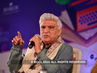 Javed Akhtar schools Twitter user after he says ‘ghazal’ is not an English word