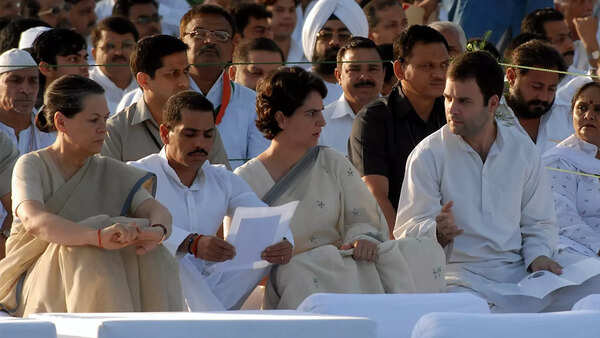From Kerala to Kashmir: How war within Congress is raging