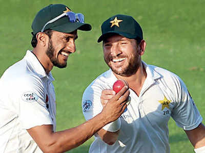 Hasan, Yasir pick five each to put Pakistan on victory path in first Test against Kiwis