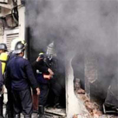 Fire brigade officials fume over Om Heera Panna blaze