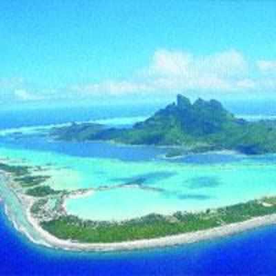 Dive into the beauty of Bora Bora