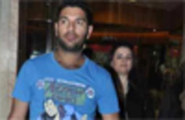 Preity at Yuvraj's wild bash!