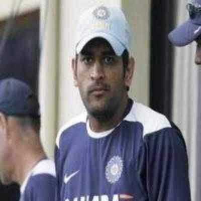 Special BCCI awards for Dhoni, and Harbhajan