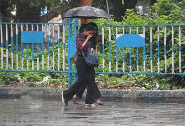Night-long rain pulls down max temp by seven notches