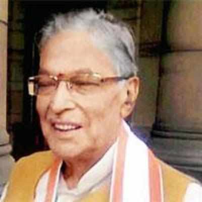 2G report rejected, Congress man replaces Joshi as chairman