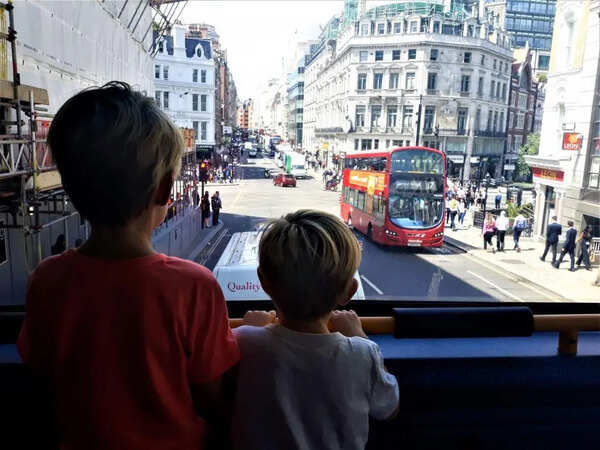 Children across England to get free bus travel this August under £100 million Government Scheme