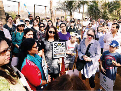 South Mumbai residents protest against coastal road project