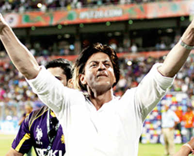 Wankhede brawl: Lodge FIR against SRK: Child rights panel to cops
