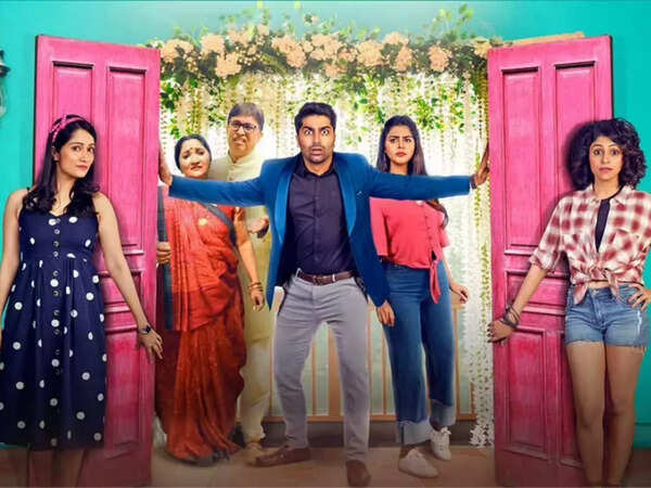 Sonu Nigam lends his voice for Malhar Thakar starrer Vickida No Varghodo
