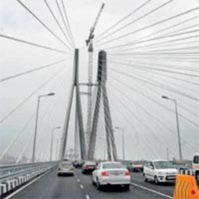 Govt wants X-ray machines on Sea Link to scan cars