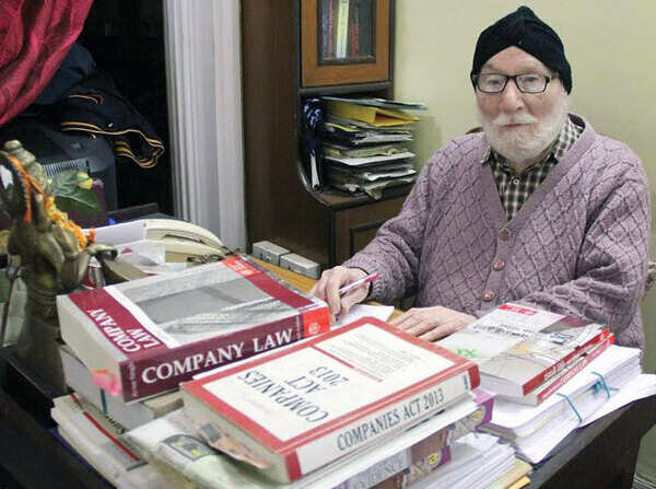 These bestselling writers would never get invited to a litfest