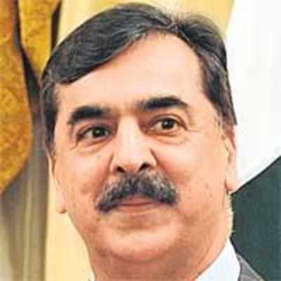 No need for world to make so much noise on Mumbai: Gilani