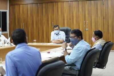 Delhi news live: 1,072 more Covid beds in city as infections surge