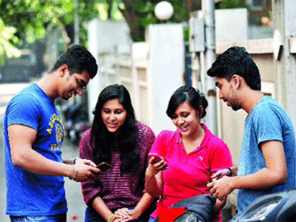 Youngsters look for love on dating apps