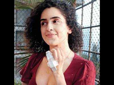 Sanya Malhotra rushed to the hospital after injuring her little finger, which had to be reconstructed through surgery