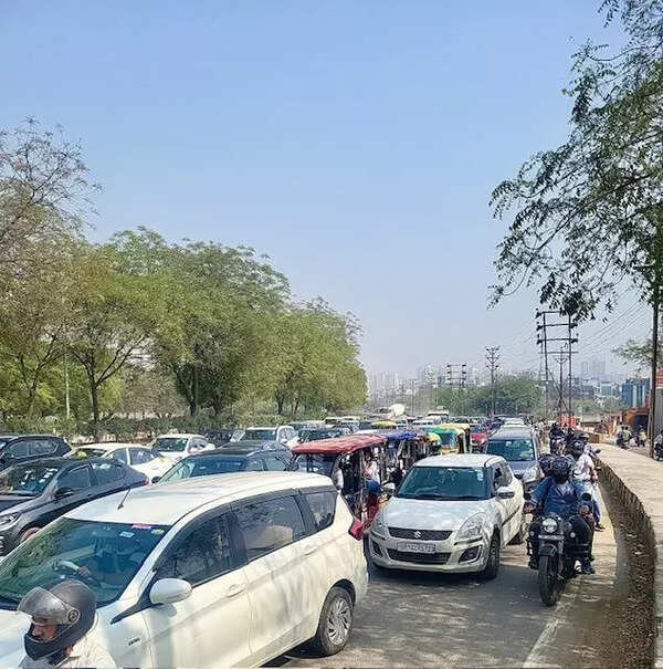 Where traffic comes to a crawl: Locals seek underpass widening