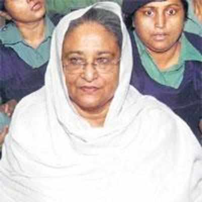Hasina, Zia get 7 days to give wealth details