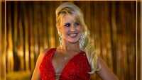 Beauty queen killed in a car crash 