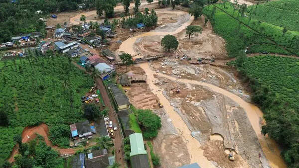 Govt spent only  103cr on relief in Wayanad