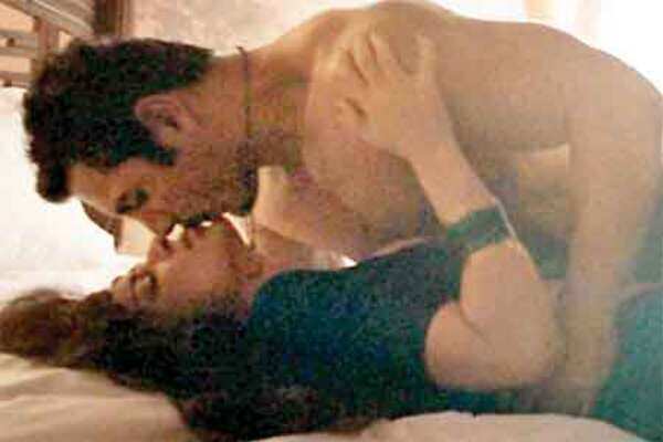 Shootout At Wadala: Kangana-John get steamy