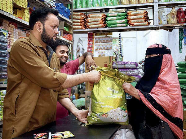 Lucknow: This Ramzan, charity begins at home