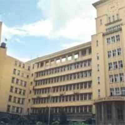 JJ docs want police station kicked off hospital premises