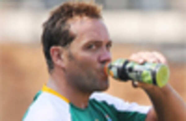 There was no pressure from anyone, asserts Kallis