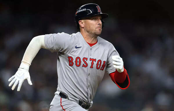 Alex Bregman thanks Boston Red Sox for ‘honor’ of playing there before choosing five-year Chicago Cubs’ $175 million dollar contract