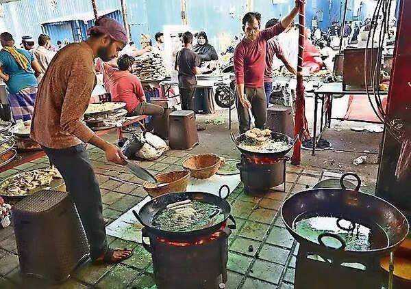 Rolling roomalis longer, more time spent on sigri: On their toes ahead of Eid