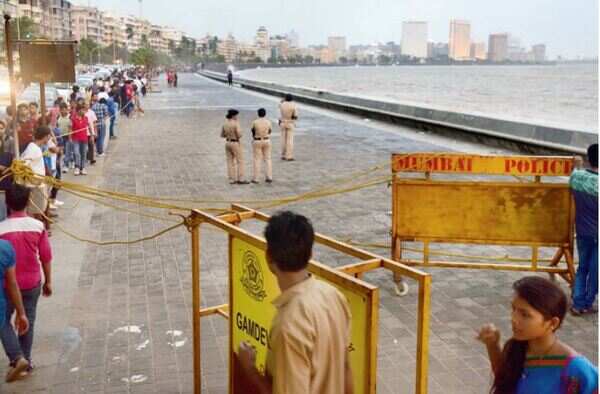 Killer selfies: Police increase presence at popular seafronts