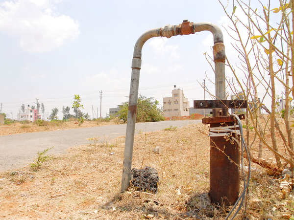 Every day, at least 6 seek nod to dig borewells in Bengaluru
