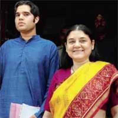 Varun to tie the knot, Maneka says Sonia will also be invited