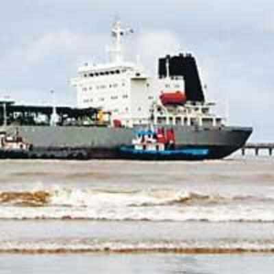 Shipping cos will need $4 bn to replace old vessels